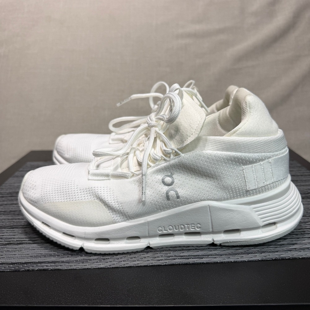 On Cloud Cloudnova Running Shoes - Womens Size 7 - White GYM Athletic